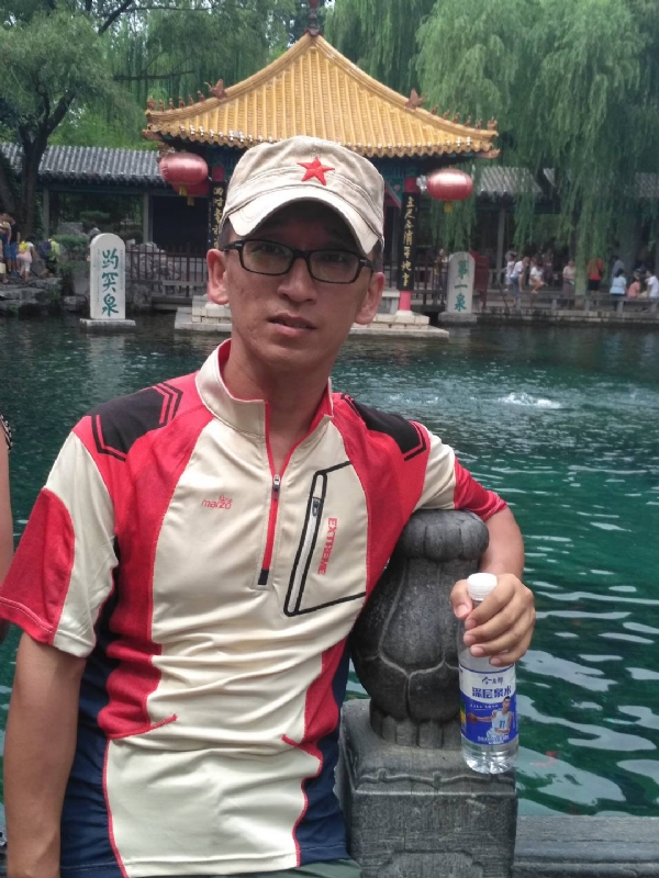 晓峰的第二张照片--齐齐哈尔认干亲服务网